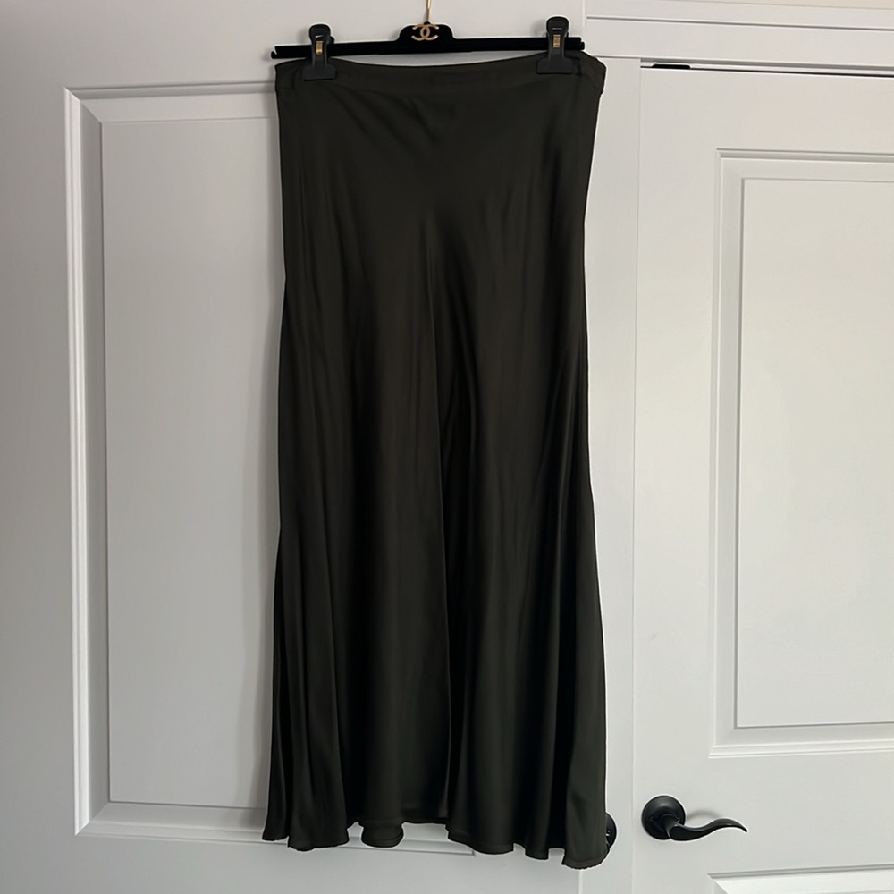 Velvet Satin-like Skirt- Size M